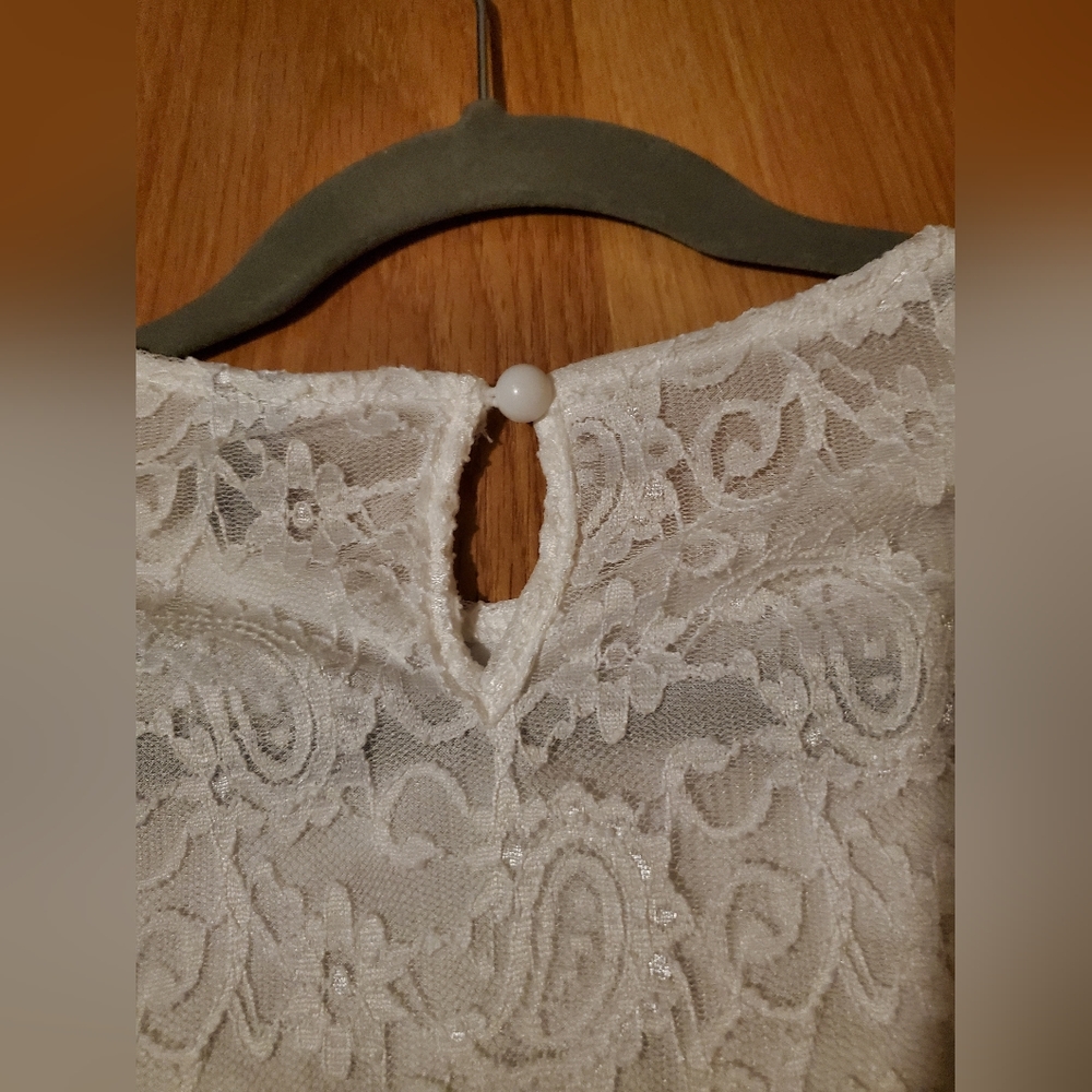 SHEIN White Lace Blouse Size Small - Picture 7 of 7
